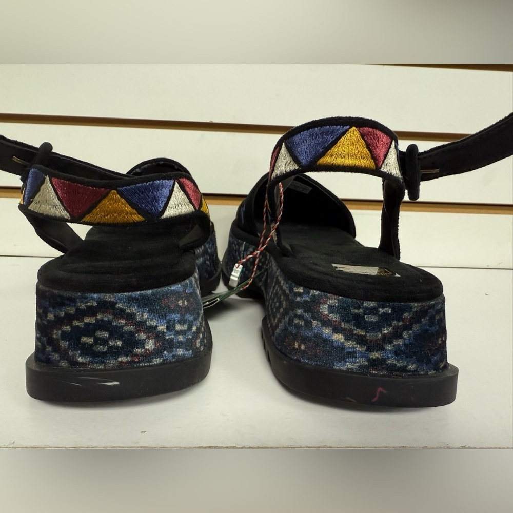 FARM Rio Black Suede Platform Sandals with Multicolor Embroidery - Picture 4 of 11